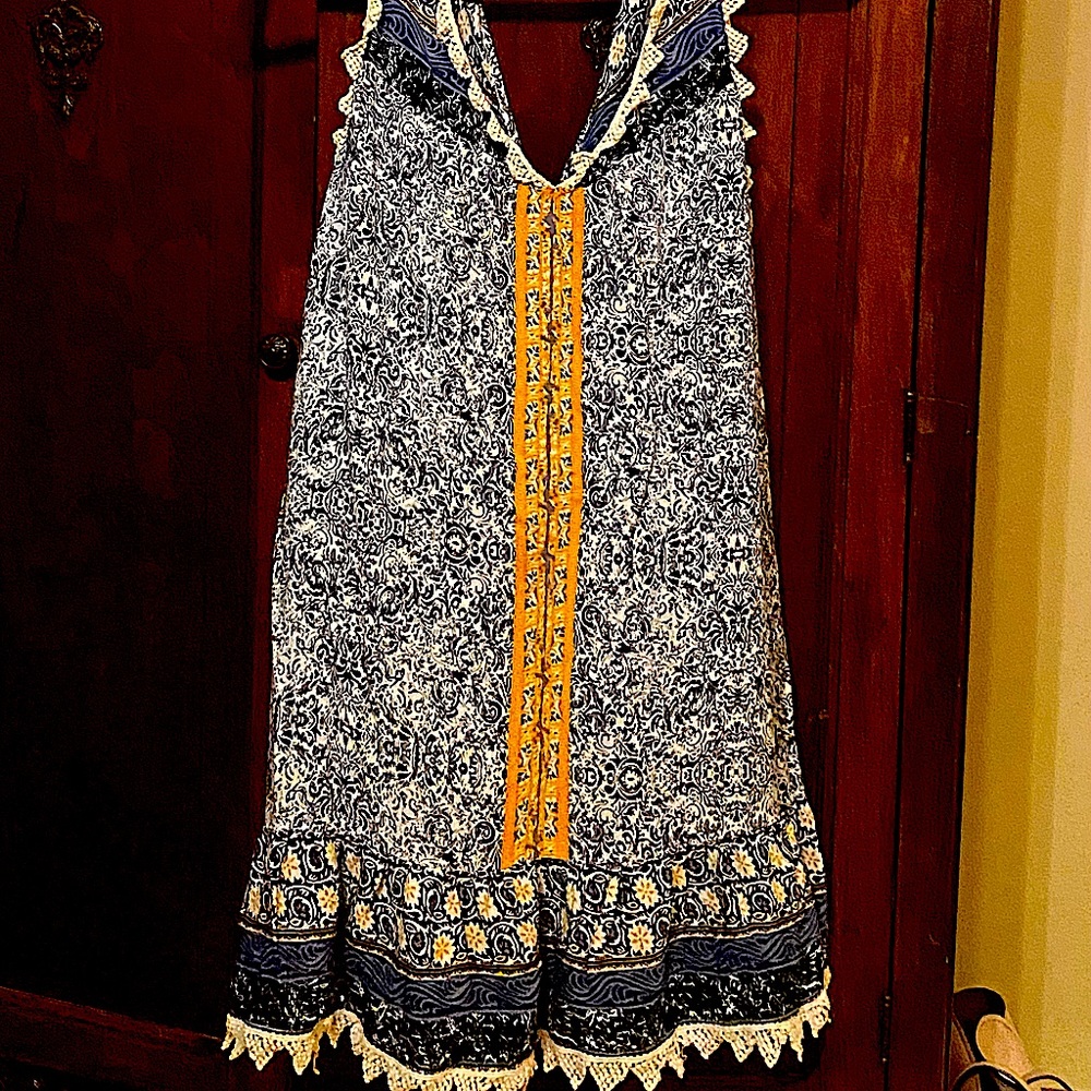 Super cute Dress/Tunic Great for Summer